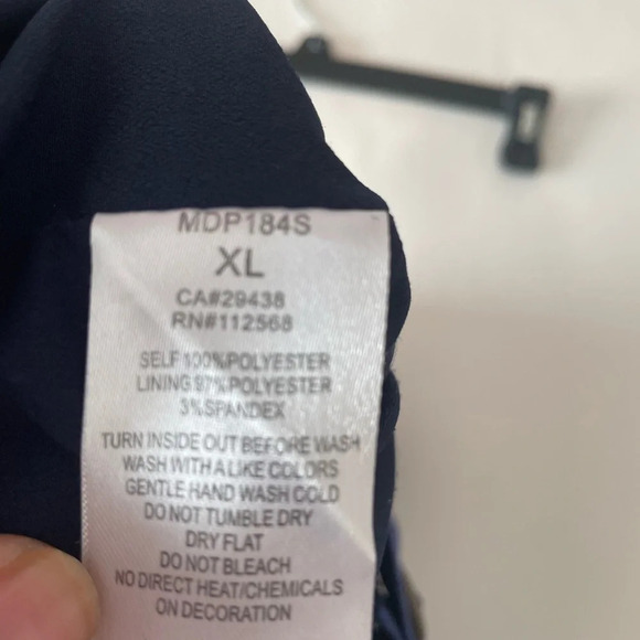 Miss Me Blue Bermudas - Picture 7 of 7